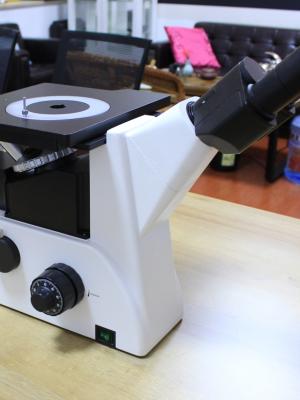 Metallographic microscope