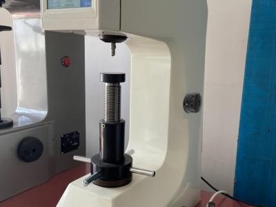 Digital rockwell hardness tester 5.6in touch screen